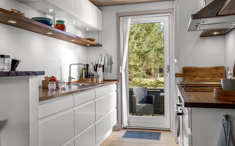 Ayen - 1.2Km from the Sea: Mueble, Madera, Diseño De Interiores, Piso, Suelo, Silla, Habitación, Techo, Sala, Departamento
