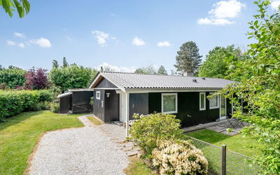 Arild - 700M from the Sea