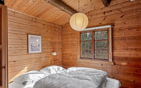 Aksinja - 500M from the Sea: Madera, Habitación, Techo, Madera Dura, Casa, Cama, Cuarto De Troncos, Manchas De Madera, Cabaña, Mueble