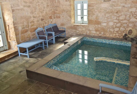 Villa Fontanazza: Piso, Suelo, Material Compuesto, Bañera, Piscina, Loseta, Arreglo De Tubería, Recurso, Hotel