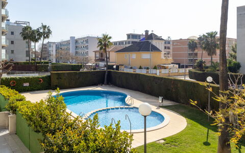 Cambrils Park B: Barrio Residencial, Piscina, Departamento, Condominio, Sombra, Recurso, Hotel, Balcón