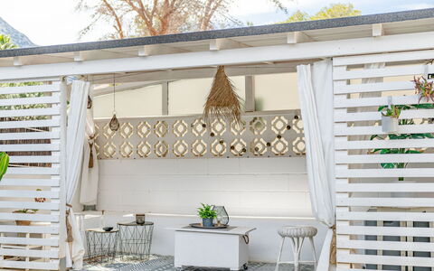 Rincón del Sol: Mueble, Madera, Silla, Suelo, Mar, Balcón, Cerca, Cubierta, Madera Dura, Manchas De Madera