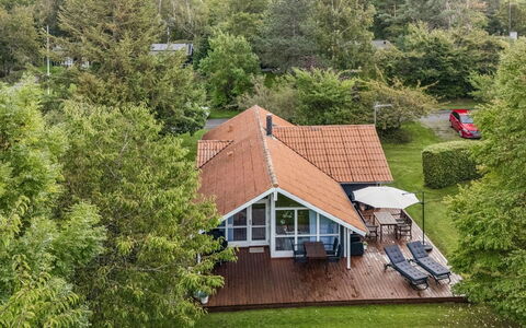 Elenor - 1.3Km from the Sea