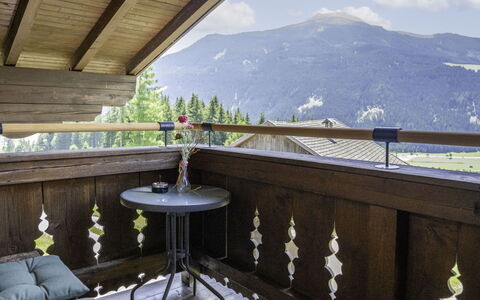 Panoramablick Tauern: Cordillera, Balcón, Madera Dura, Manchas De Madera, Cresta, Valle, Alpes, Mesa De Billar, Piscina, Macizo