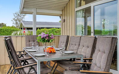 Arnia - 100M from the Sea