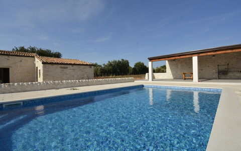 Villa Palmento by Geco Vacation Rentals: Piscina, Material Compuesto, Inmuebles, Fuente De Agua, Loseta, Villa, Hacienda