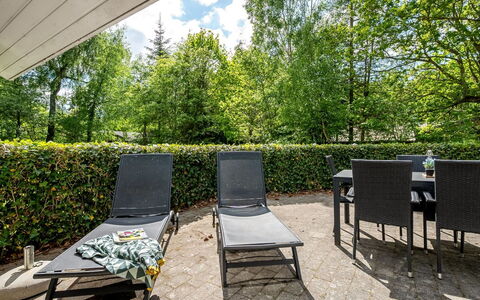 Antoinetta - 350M from the Sea: Mueble, Mueble Para Exteriores, Arbusto, Mesa Al Aire Libre, Silla, Mesa, Jardín, Sombra, Cobertura Del Suelo, Paisajismo