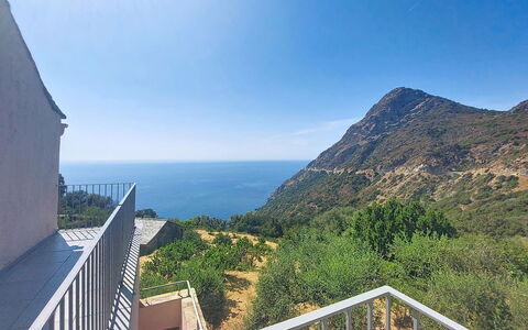Casa Giuliani: Tierras Altas, Terreno, Mar, Hill Station, Oceano, Balcón, Costa, Promontorio, Promontorio, Chaparral