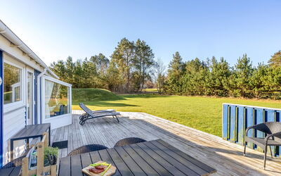 Nedzad - 500M from the Sea