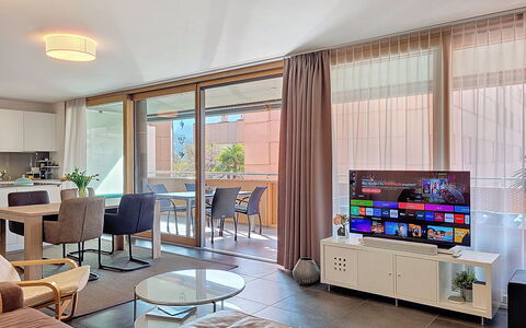 Residenza Eride - Apt.4: Mueble, Diseño De Interiores, Piso, Suelo, Sofá, Techo, Madera, Habitación, Sala, Departamento