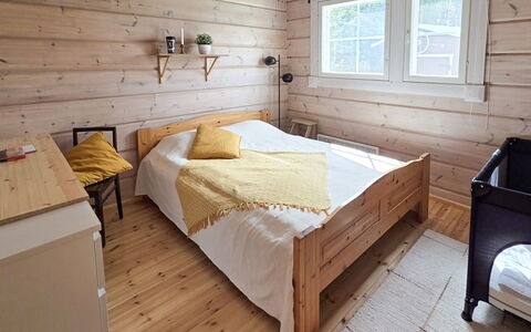 Sirula: Mueble, Cama, Habitación, Madera, Diseño De Interiores, Piso, Suelo, Casa, Habitación, Techo