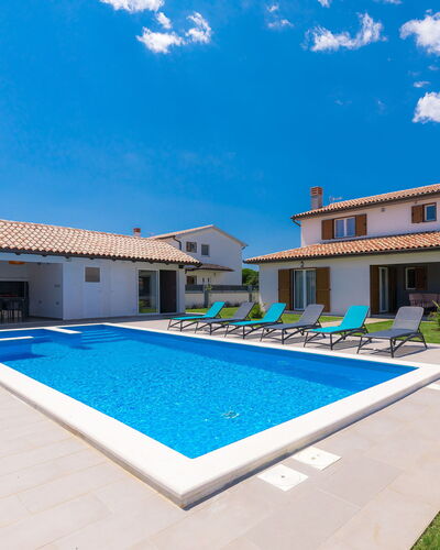 Alba Rossa: Departamento, Balcón, Costa, Condominio, Balneario, Recurso, Cerca, Ciudad De Vacaciones, Hotel, Pretil