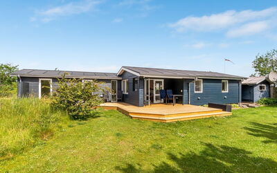 Tinka - 100M from the Sea