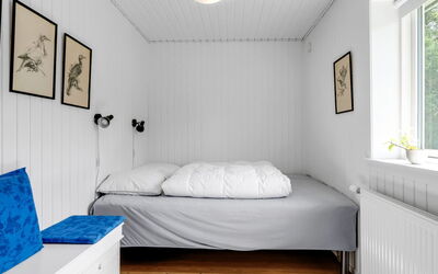 Tinka - 100M from the Sea