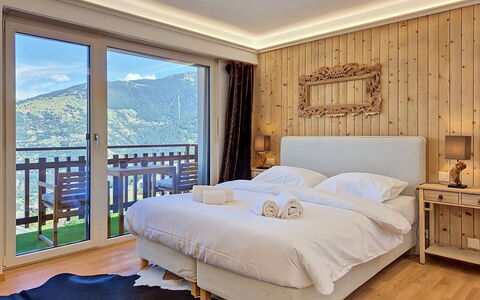 Balcon des Alpes 24: Diseño De Interiores, Habitación, Mueble, Casa, Cama, Lecho, Sábana, Habitación, Marco De La Cama, Departamento