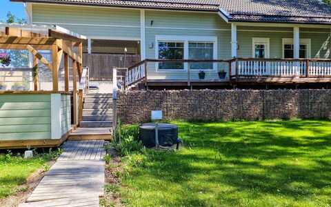 Nuorronranta: Madera, Porche, Casa, Cabaña, Jardín, Cubierta, Patio Interior, Yarda, Sombra, Madera Dura