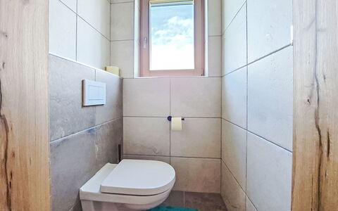 Schöser: Piso, Suelo, Baño, Loseta, Arreglo De Tubería, Madera Dura, Cerámico, Baño, Manchas De Madera, Suelos De Madera