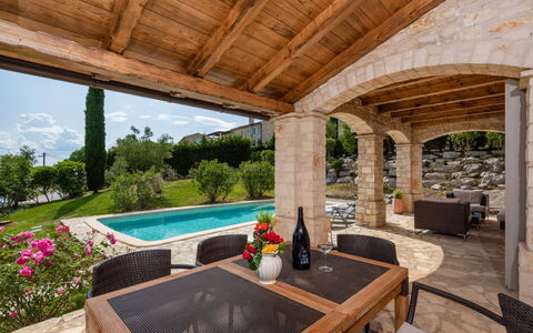 Habibi: Mueble, Balcón, Sombra, Jardín, Mueble Para Exteriores, Silla, Porche, Yarda, Paisajismo, Patio Interior