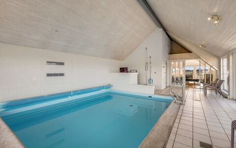 Riika - from the Sea: Madera, Techo, Arquitectura, Casa, Casa, Cabaña, Vía Muerta, Madera Dura, Pendiente, Inmuebles