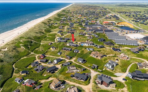 Tume - 250M from the Sea: Hierba, Pradera, Paisaje, Ecorregión, Llanura, Planta De La Comunidad, El Terreno Del Lote, Mueble Para Exteriores, Pradera, Shrubland