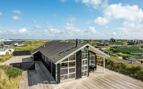Tume - 250M from the Sea: Hierba, Pradera, Paisaje, Ecorregión, Llanura, Planta De La Comunidad, El Terreno Del Lote, Mueble Para Exteriores, Pradera, Shrubland