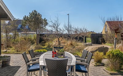 Jaskirt - 400M from the Sea