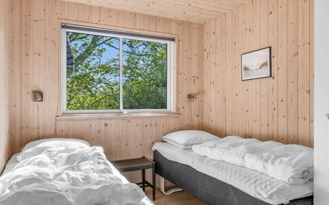 Finwith - 600M from the Sea: Madera, Habitación, Lecho, Cama, Sábana, Casa, Congelación, Marco De La Cama, Tablón, Madera Dura
