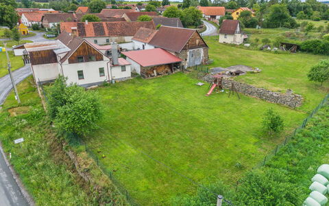 Happy Home: Casa, Barrio Residencial, Techo, Paisaje, Casa, Barrio, Área Rural, Llanura, El Terreno Del Lote