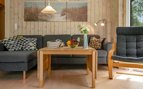 Uma - from the Sea: Mueble, Piso, Diseño De Interiores, Suelo, Madera, Suelos De Madera, Mesa, Sala, Habitación, Silla