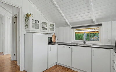 Troen - 400M from the Sea