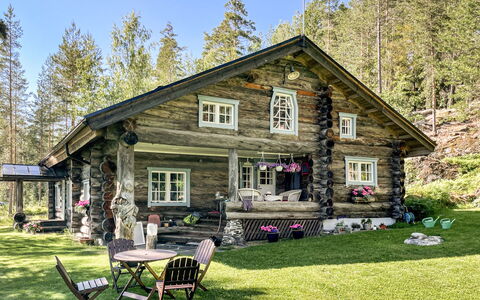 Villa Underberg: Cabaña, Casa, Cuarto De Troncos, Casa De Campo, Edificios Del Jardín, Vía Muerta, Yarda, Diseño, Patio Interior
