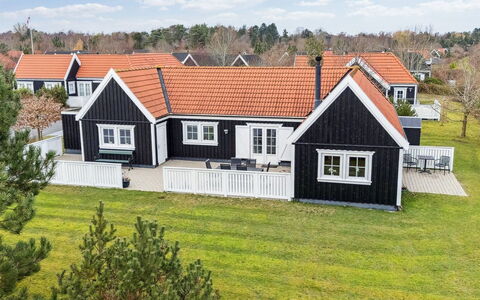 Franka - 1.1Km from the Sea