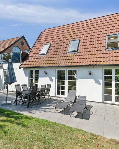Skjold - 250M from the Sea