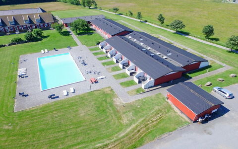 Anabella - 6Km from the Sea: Piscina, Recurso, Inmuebles, Hotel, Eco Hotel, Hacienda