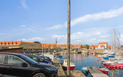 Nani - 500M from the Sea: Techo, Casa, Casa, Cabaña, Puerta, Vía Muerta, Inmuebles, Césped, Yarda, Porche