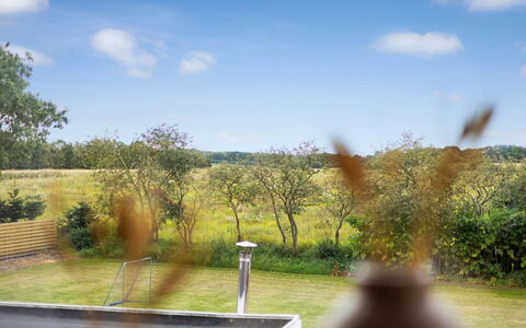 Grimi - 36Km from the Sea: Azul, Arbusto, Cabaña, Cobertura Del Suelo, Jardín, Inmuebles, Sombra, Paisajismo, Casa De Campo, Eco Hotel