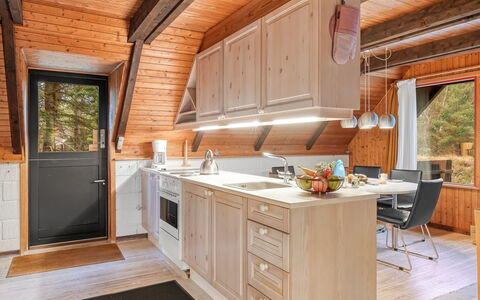 Erhardt - 2Km from the Sea: Madera, Cocina, Mostrador, Aparato De Cocina, Madera Dura, Manchas De Madera, Gabinetes, Cabaña, Techo, Ático