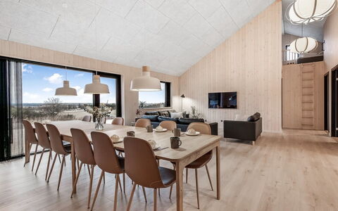 Gustaf - 800M from the Sea: Madera, Techo, Madera Dura, Suelos De Madera, Tablón, Sala, Material Natural, Diseño, Manchas De Madera