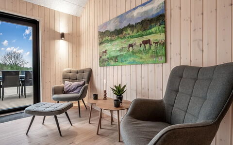 Gustaf - 800M from the Sea: Mueble, Piso, Madera, Suelos De Madera, Suelo, Diseño De Interiores, Silla, Sala, Madera Dura, Suelo Laminado
