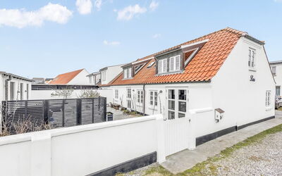 Domi - 200M from the Sea