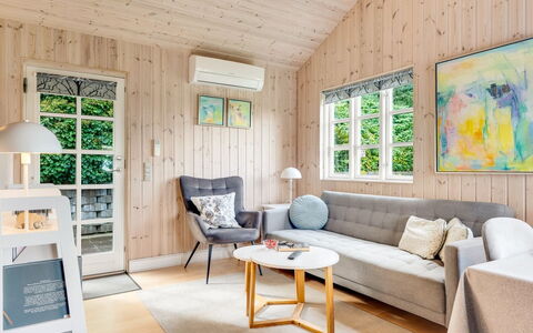 Odlef - 110M to the Fjord: Mueble, Diseño De Interiores, Piso, Sofá, Madera, Suelo, Sala, Casa, Habitación, Techo