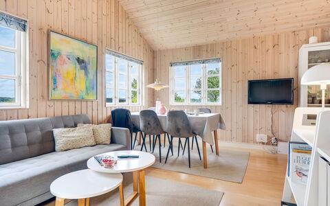 Odlef - 110M to the Fjord: Madera, Diseño De Interiores, Mueble, Piso, Techo, Casa, Suelo, Habitación, Casa, Sala