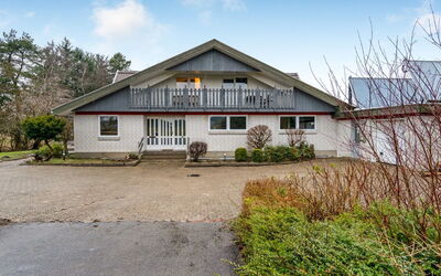 Stilla - 19Km from the Sea