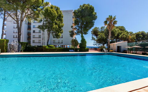 Apartamento Palace: Blanco, Fuente, Número
