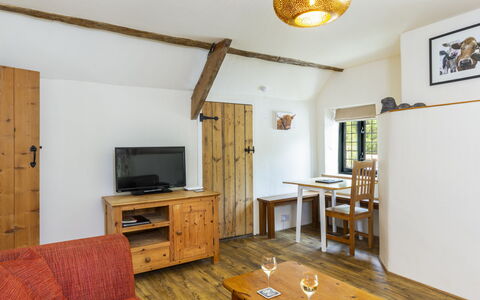 The Appleloft Suite: Blanco, Fuente, Número