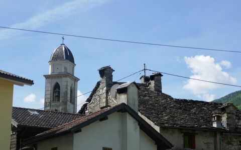 Palazzo Landfogti Studio: Techo, Torre, Campanario, Aguja, Capilla, Convento, Monasterio