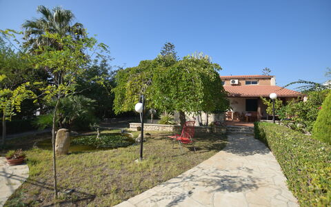 Villa Lina: Sombra, Jardín, Hacienda, Paisajismo, Yarda, Losa, Entrada De Coches, Pasarela, Patio Interior, Patio