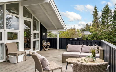 Gunhilde - 1.2Km from the Sea