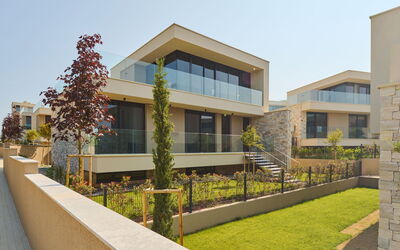 Alojamiento:&nbsp;Petram Resort & Residences 121.3