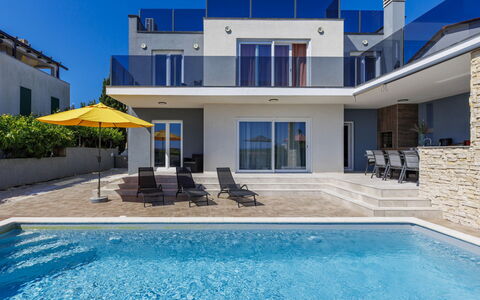 Serenissima: Departamento, Balcón, Costa, Hotel, Recurso, Balneario, Ciudad De Vacaciones, Bahía, Ático